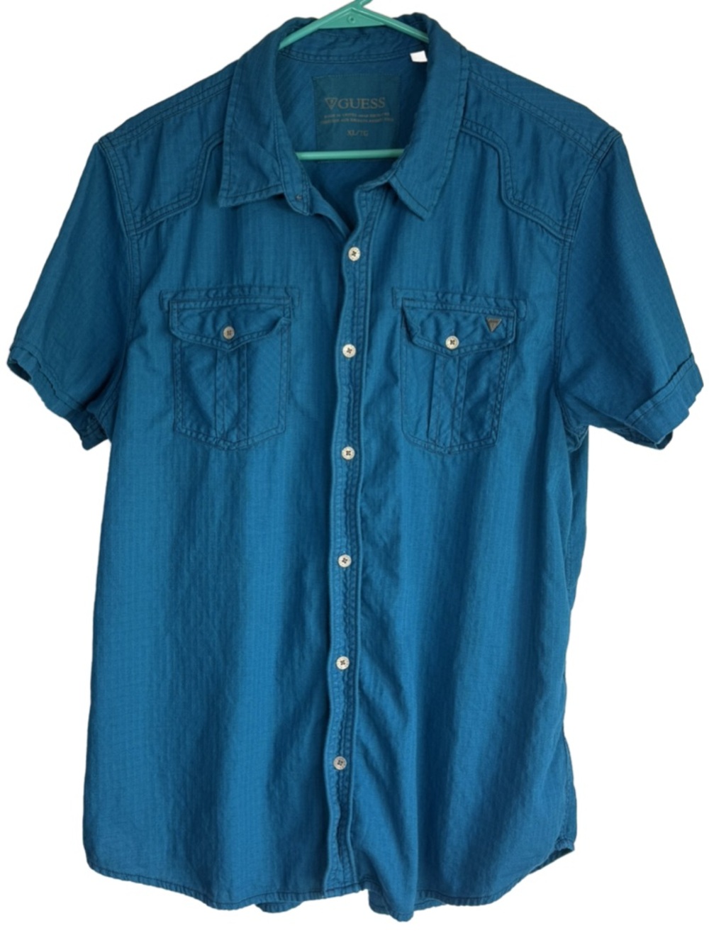 GUESS Teal Blue 100% Cotton Silver Button Accent Short Sleeve Shirt Men’s XL